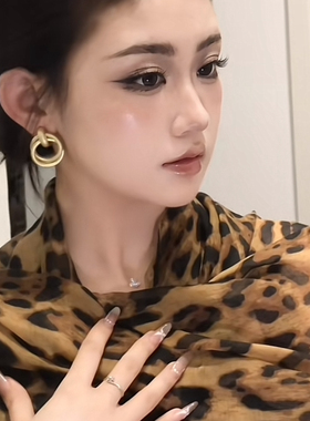 网红博主美拉德豹纹休闲薄款柔软巴厘纱印花长款围巾长款宽边丝巾