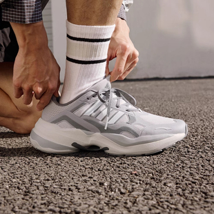 男女运动跑步鞋 Adidas SHOES 阿迪达斯正品 ID2290 MAXXCETUS