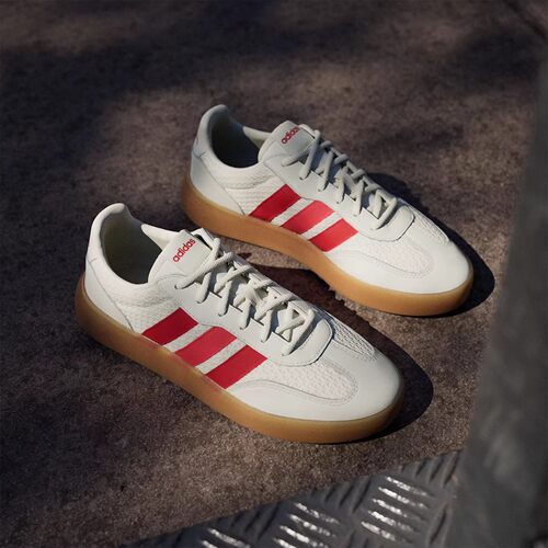 Adidas阿迪达斯休闲鞋女款春季
