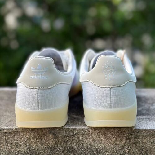 adidas阿迪达斯三叶草休闲板鞋