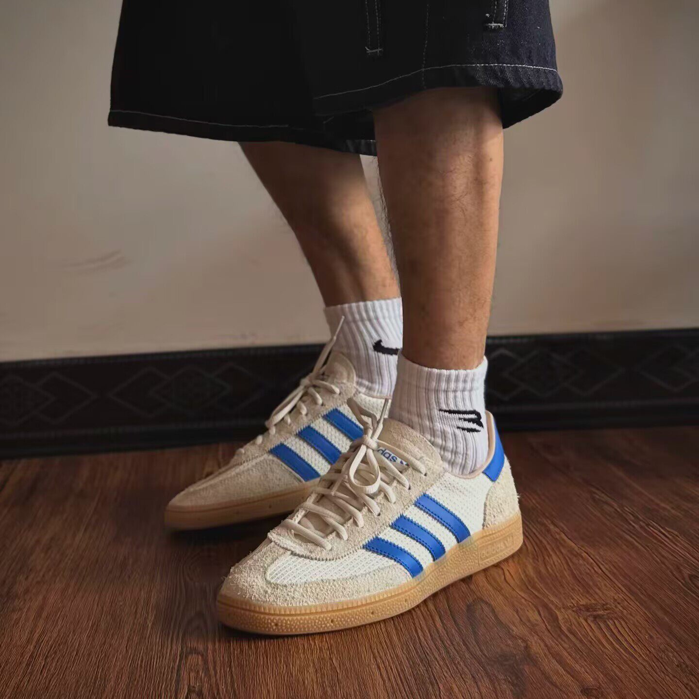 Adidas阿迪达斯 三叶草Handball 男女米蓝运动休闲德训板鞋JS3865