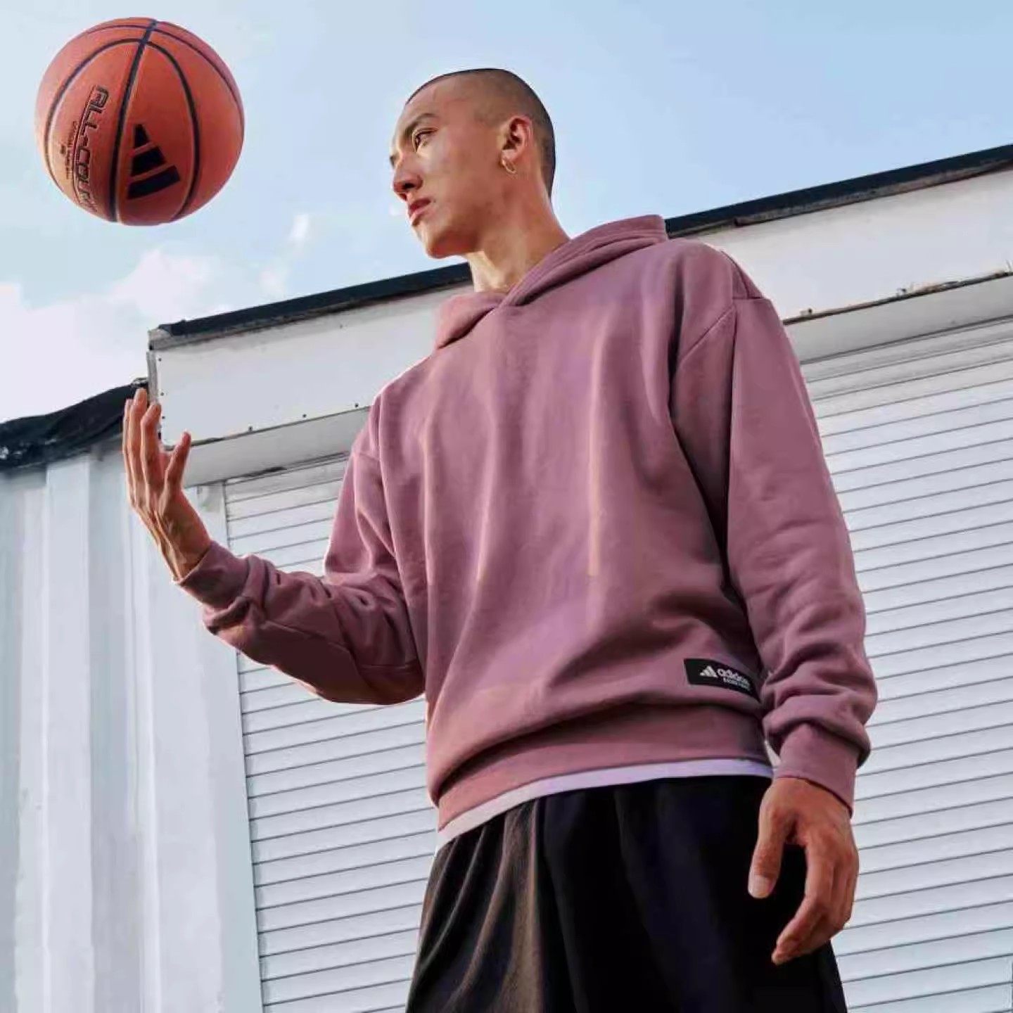 阿迪达斯男子秋季新款抓绒连帽舒适百搭运动休闲套头卫衣IL2314