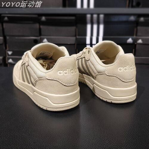 阿迪达斯男女运动板鞋假一罚十