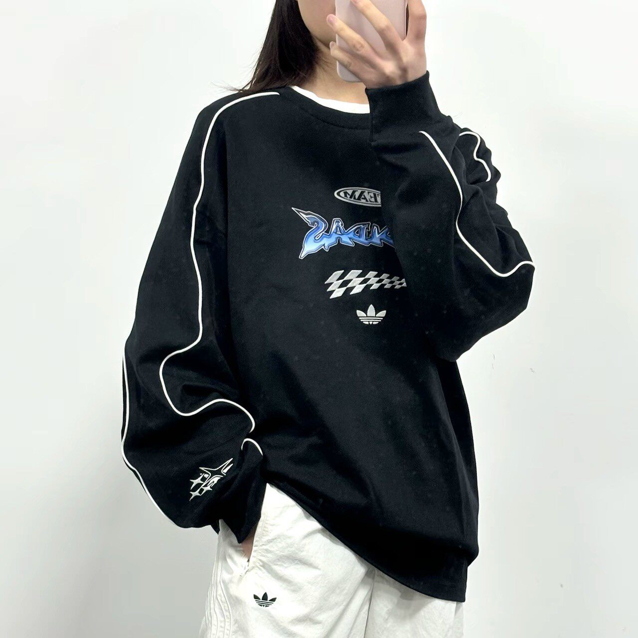 adidas阿迪达斯三叶草机车服套头衫26春男女赛车风长袖T恤 JM8037