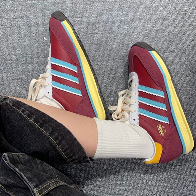 Adidas阿迪达斯运动休闲鞋