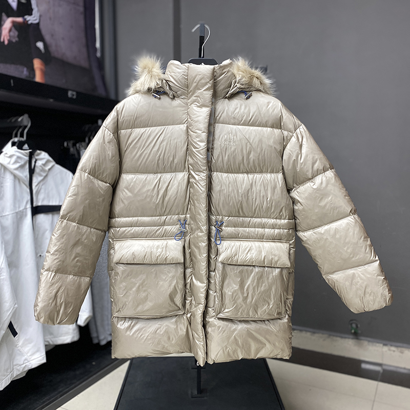 阿迪达斯女款冬季保暖防风羽绒服