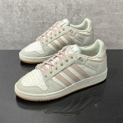 阿迪达斯adidas运动休闲板鞋