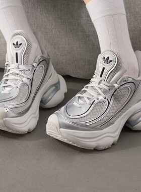 Adidas阿迪达斯三叶草男女26新款OZVENUZ浮蝶鞋厚底休闲鞋KI0557