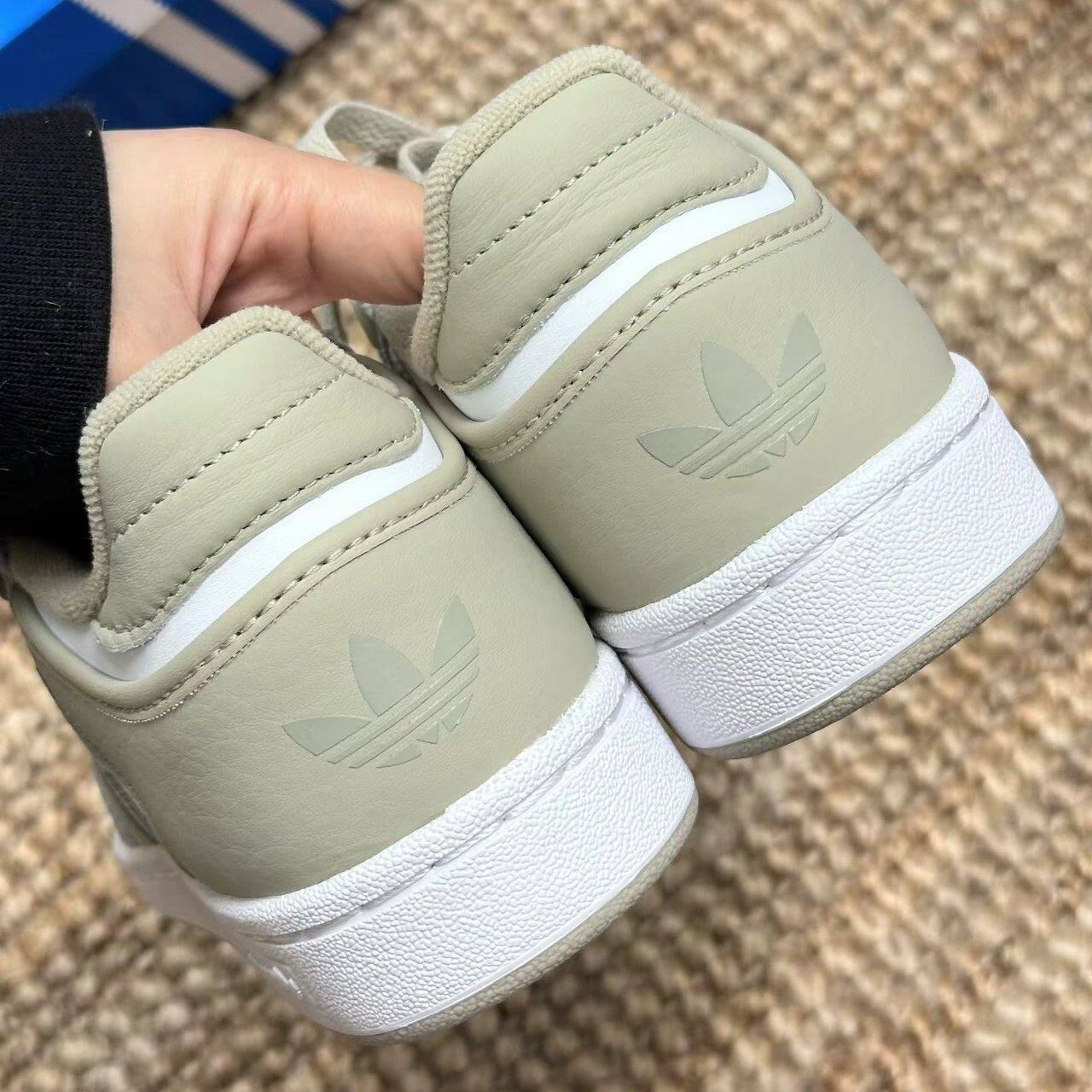 Adidas阿迪达斯男女CENTENNIAL 休闲防滑耐磨低帮运动板鞋ID6212