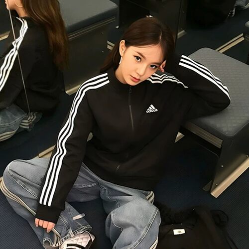 Adidas阿迪达斯正品秋新款男女梭织立领经典三条纹休闲外套H46099