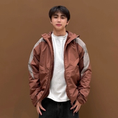 正品 Adidas阿迪达斯拒水防泼运动休闲宽松连帽梭织夹克外套JZ8414