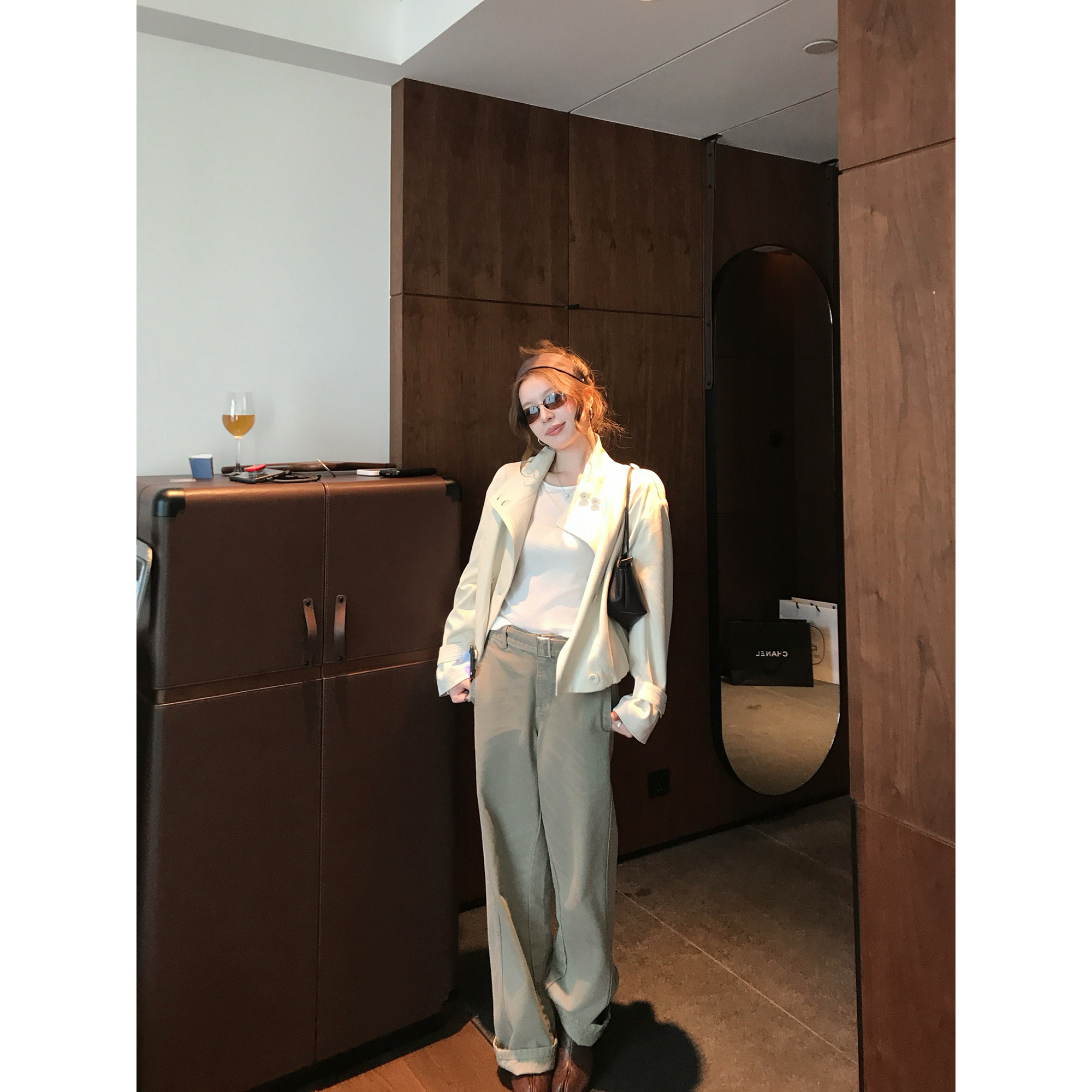 TMHSTUDIO立体切割牛仔裤子女图片