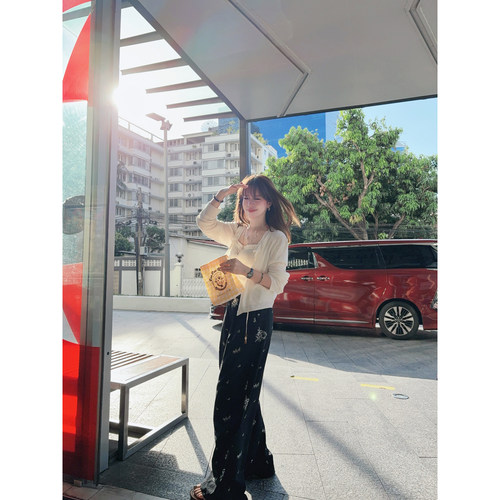 TMHSTUDIO刺绣法式休闲弯刀裤