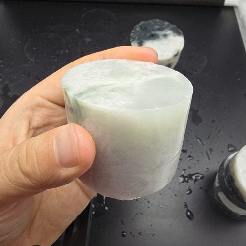 南阳独山玉原石独玉矿石玉料黑白独山玉