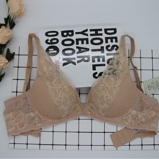 黛安芬Triumph专柜现货小胸聚拢蕾丝无钢圈深V透气文胸11 1528