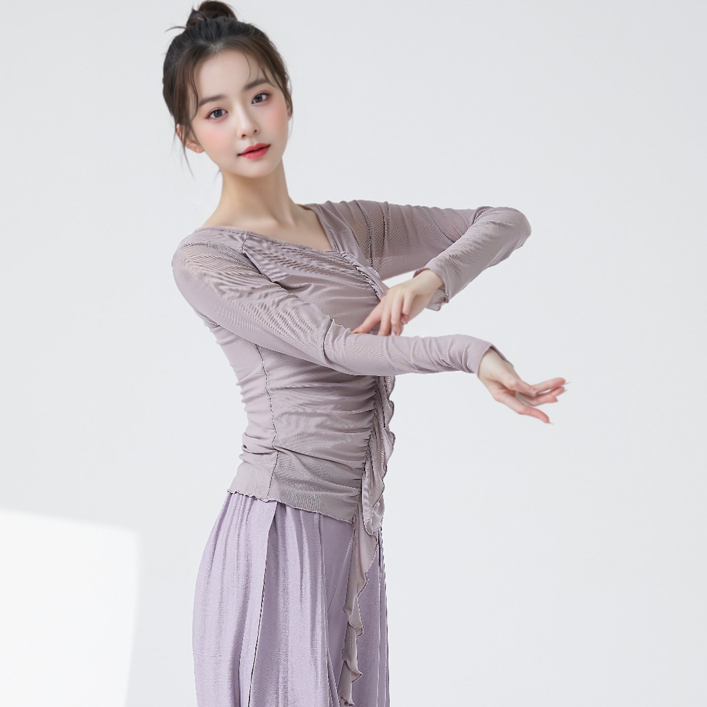 现代古典舞蹈练功服女荷叶斜V领