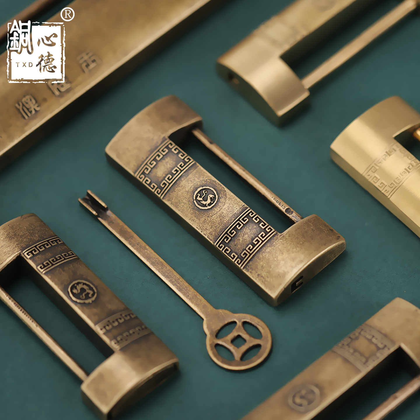 中式纯黄铜加厚老式门锁仿古铜锁横开挂锁木箱铜锁老式复古插销锁,基础建材,U型锁/指纹U型锁,淘宝优惠券,粉丝福利购,淘宝优惠卷