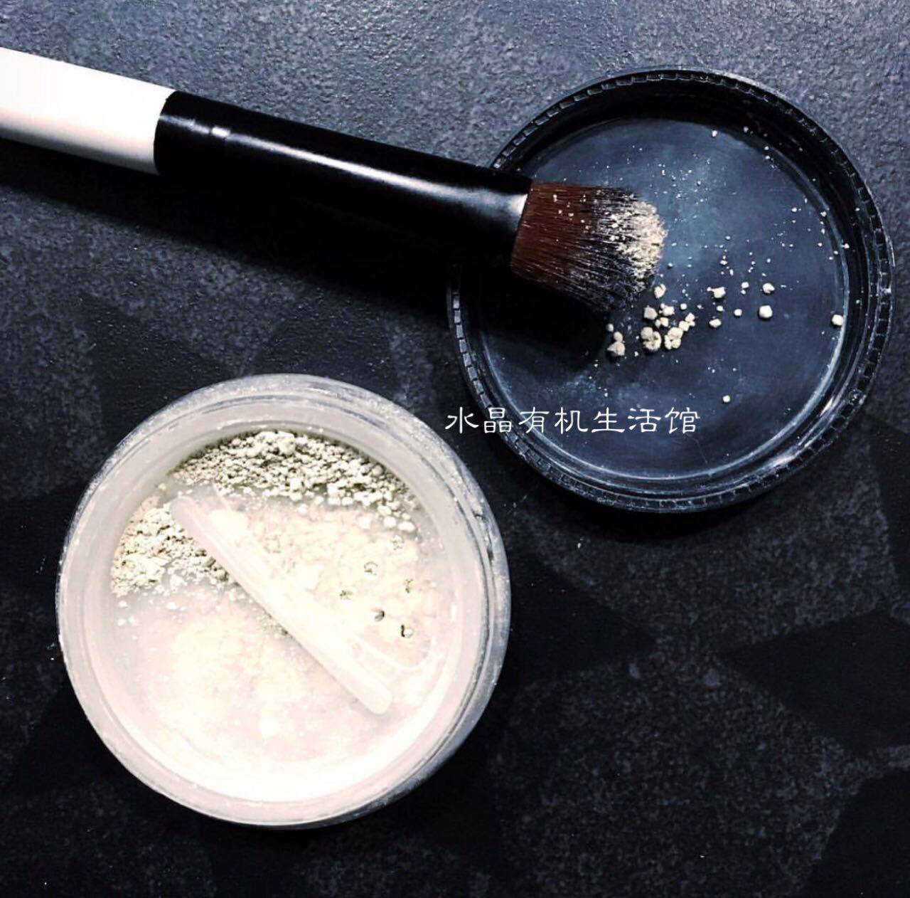 goods in stock Britain LILY LOLO natural Minerals Concealer 5G Pregnant women availablein the Makeup/Perfume/Beauty tools , Concealer  category - from Buy2taobao.com to provide professional Taobao agent buy service