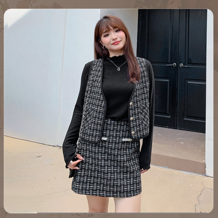 200斤大码女装胖mm春秋宽松显瘦百搭减龄小香风马甲外套上衣32131