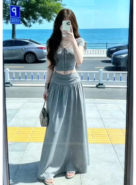 巨好看韩系穿搭灰色蕾丝拼接连衣裙子女夏季2026新款漂亮套装长裙