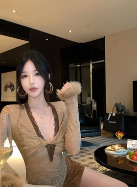 Jqwention 2025AW 蕾丝拼接棕色毛毛袖口性感纯欲上衣打底针织衫