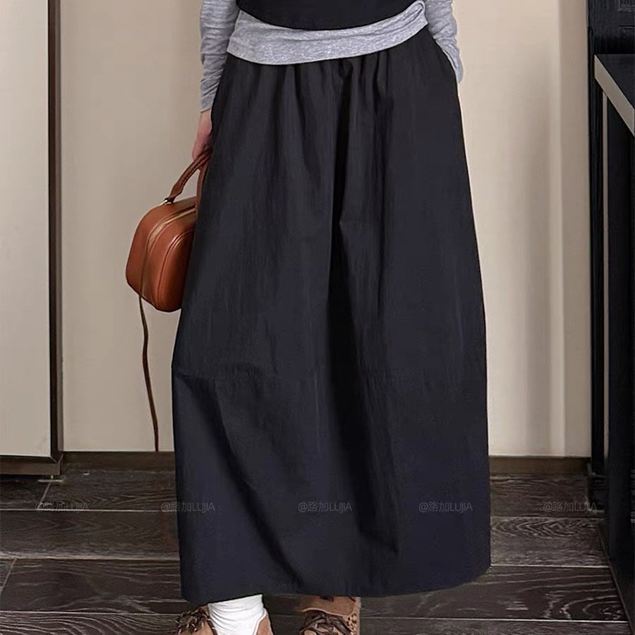 恩眷原路加LUJIA_花苞半身裙女春秋松紧腰休闲高腰显瘦黑色长裙子