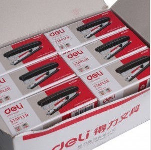 得力0221 订书机10# 小号订书机 轻巧型 带起钉器 得力文具