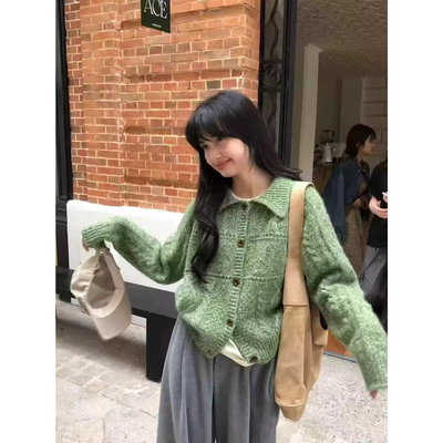 2025早秋新款韩版宽松慵懒风针织开衫女设计小众绿色毛衣外套上衣