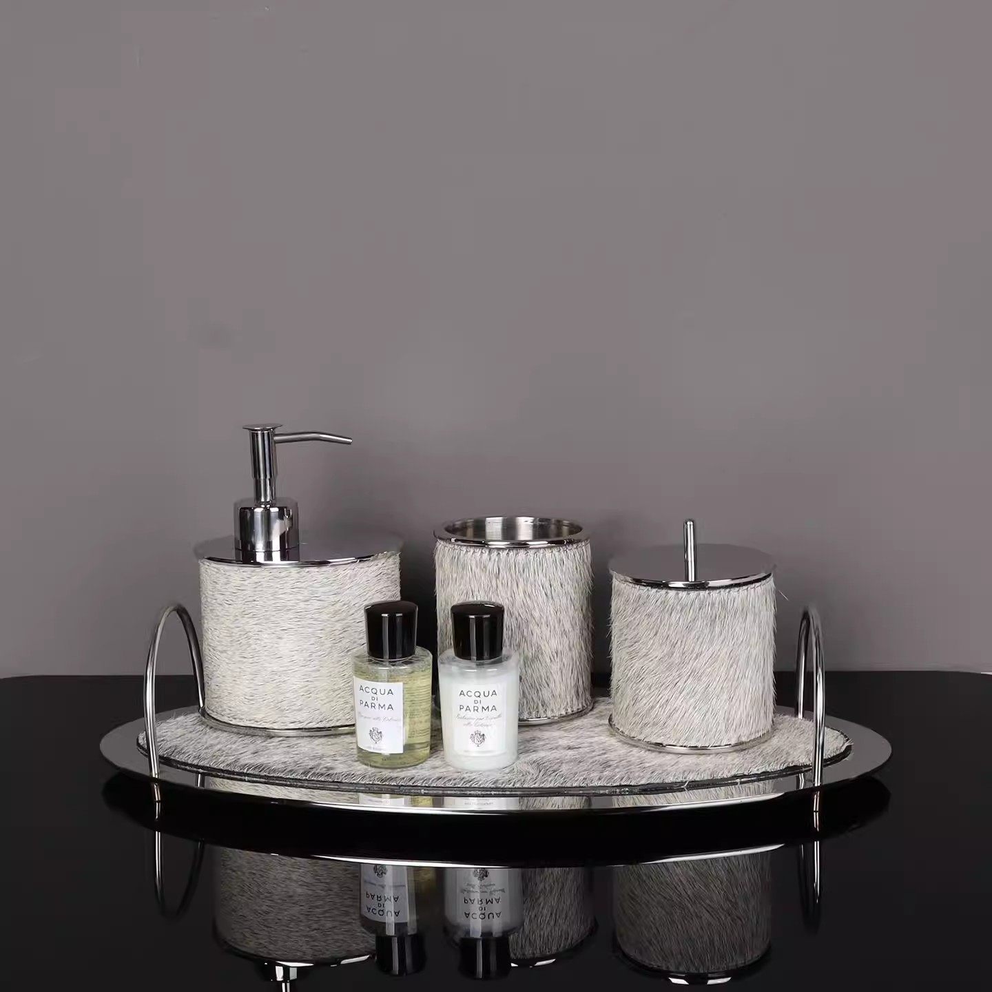 样板房装饰品轻奢风意式卫浴台面马毛洗手液瓶托盘道具卫生间摆件,家居饰品,装饰摆件,淘宝优惠券,粉丝福利购,淘宝优惠卷