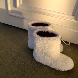 白色毛毛一体羊毛毛雪地靴短靴女 大师网红同款 12.9日25年冬新品 鞋