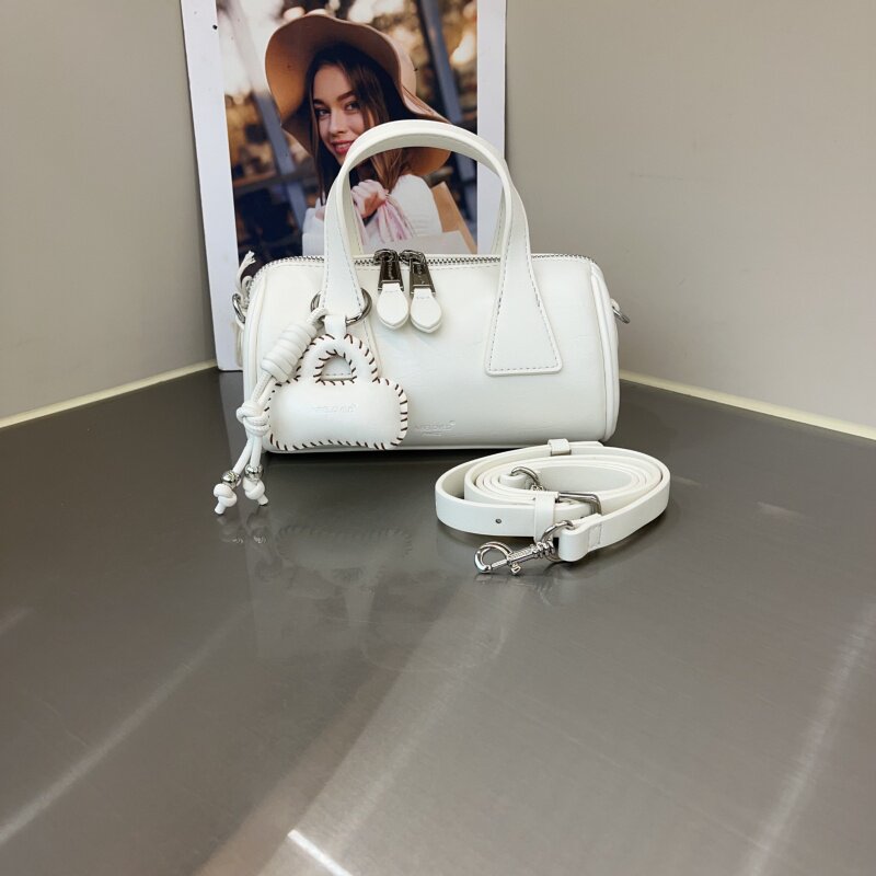 2026新款时尚迷你波士顿枕头包小众设计百搭手提包质感单肩斜跨包