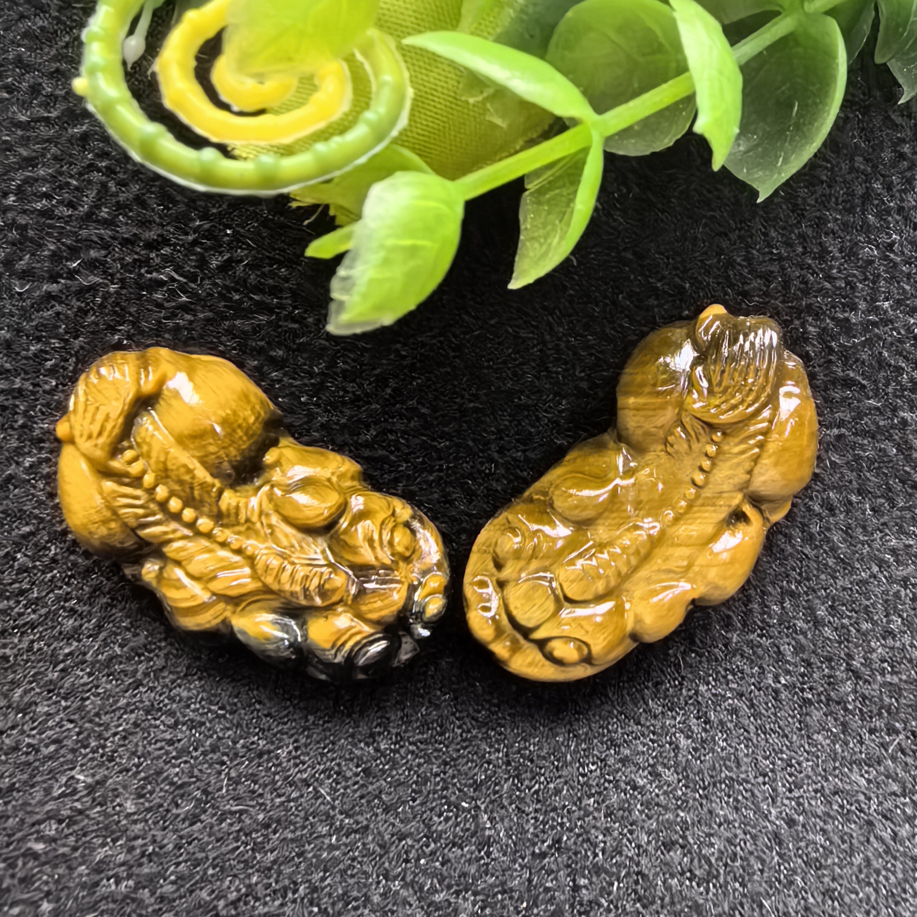 天然水晶黄虎眼猫眼效应貔貅一对吊坠挂件男女招财一物一图A41-5