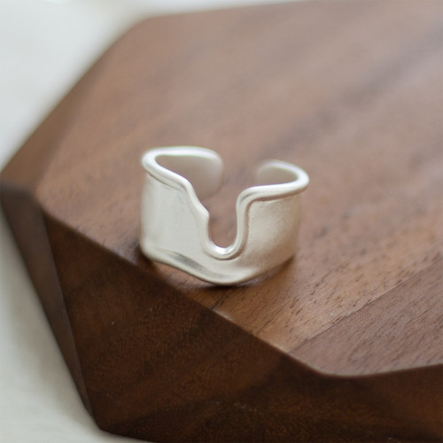 通体S925纯银不规则磨砂宽面戒指