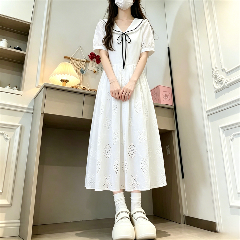 学院风A字裙洋气时尚少女过膝裙图片
