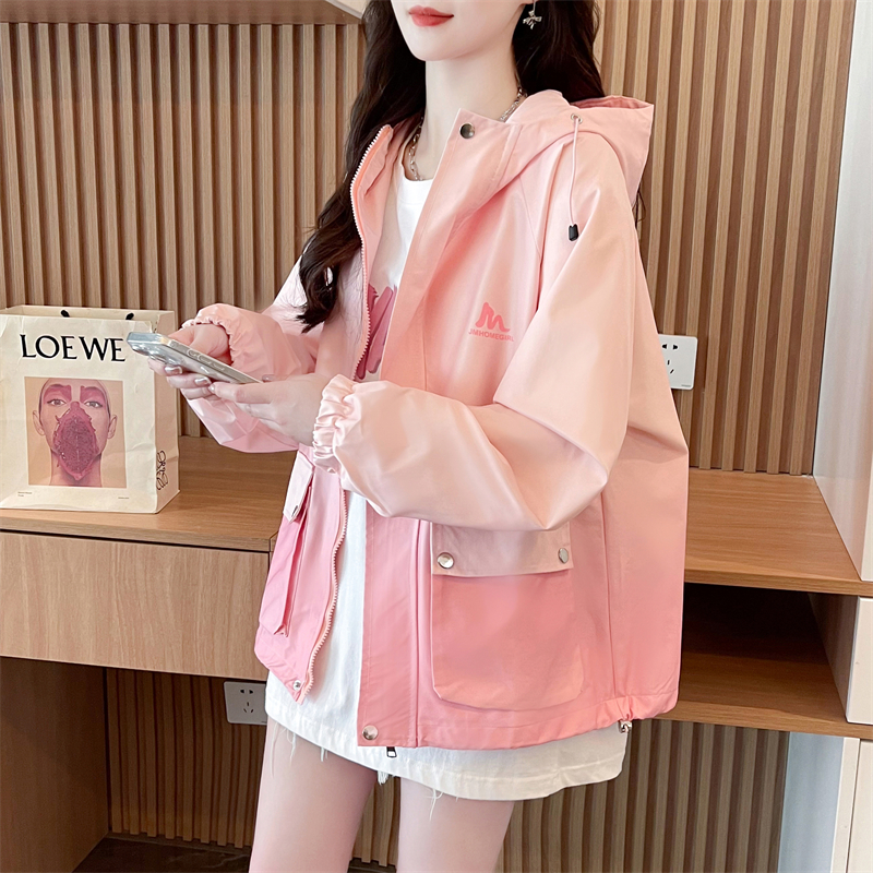 初中女生甜美工装外套14宽松15时尚16岁高中学生秋季连帽卫衣夹克