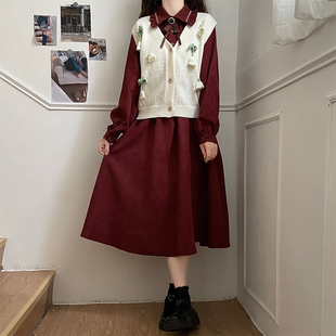 初中女生可爱甜美连衣裙秋冬新款高中学生潮流学院风洋气中长裙子
