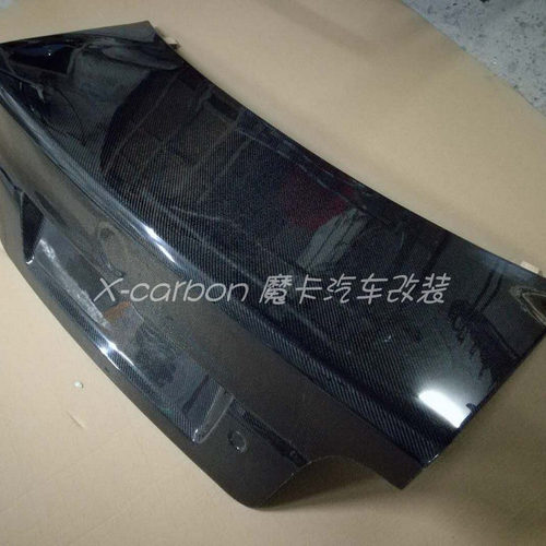宝马老款5系E39改装碳纤维原厂款尾箱盖 E39碳纤维轻量化后备箱盖