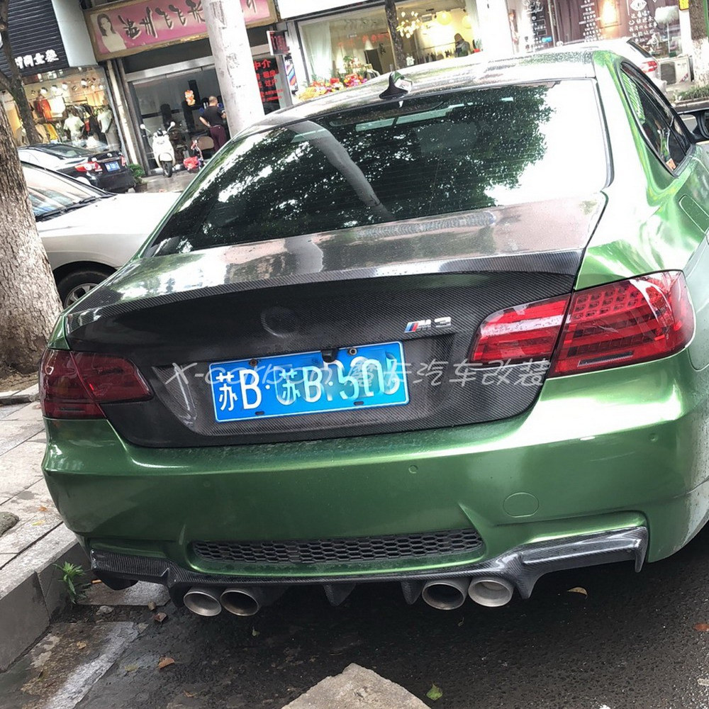 适用于宝马3系E92改装碳纤维CSL款尾箱盖 E92碳纤轻量化后备箱盖