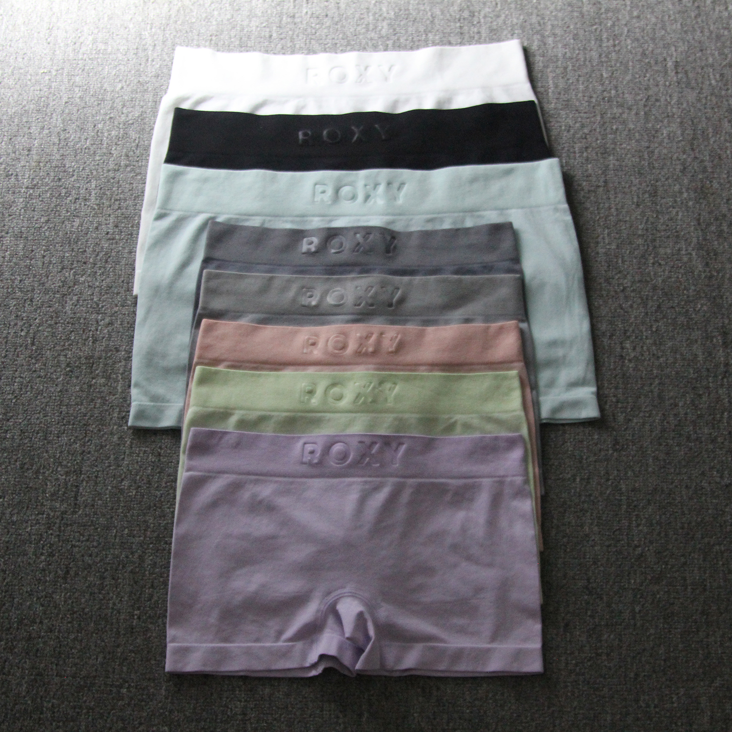 柔软亲肤速干透气平角裤