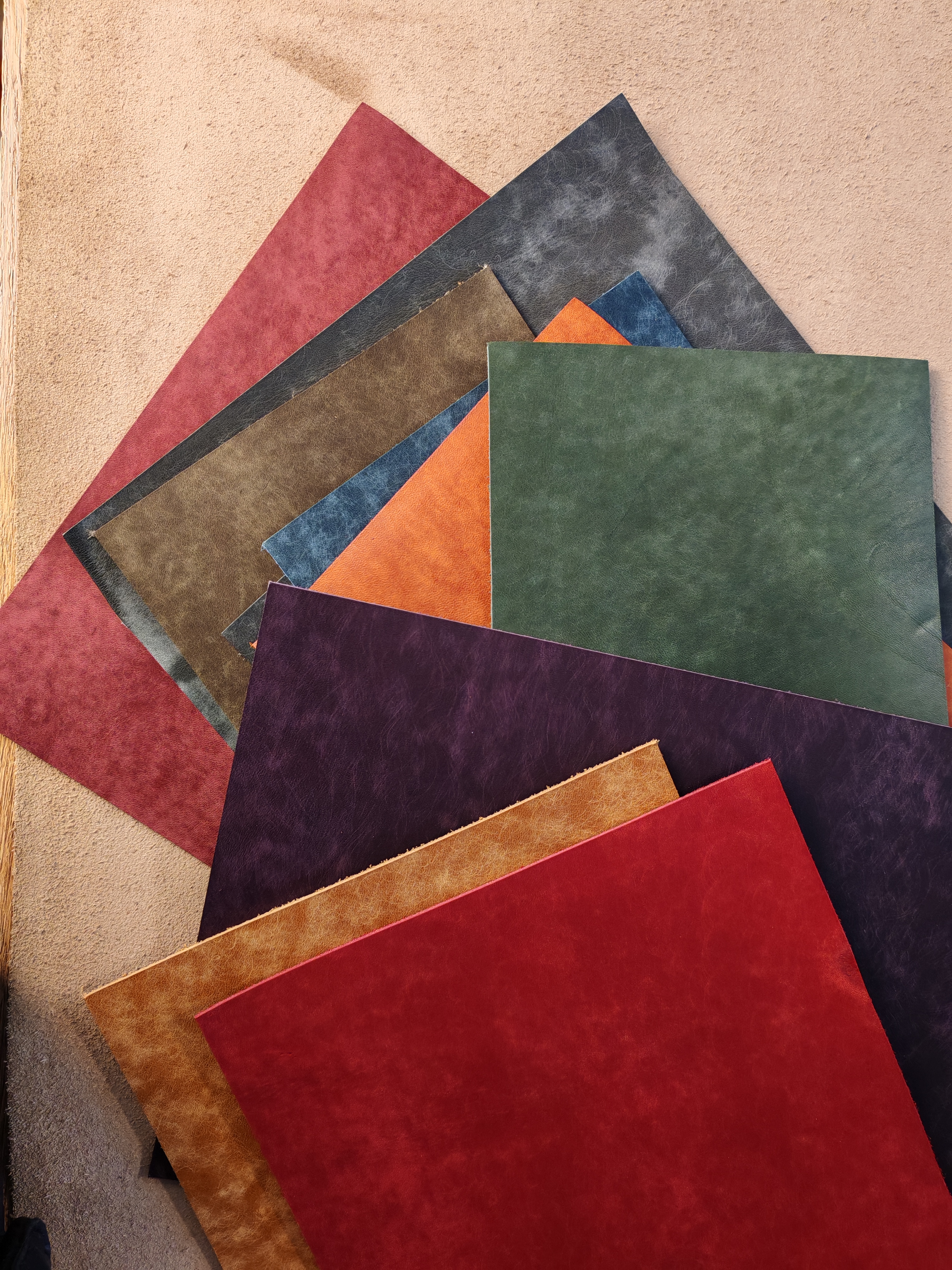 破菠萝皮料头层牛皮国产Plotter手帐书衣DIY材料配件复古特效磨砂