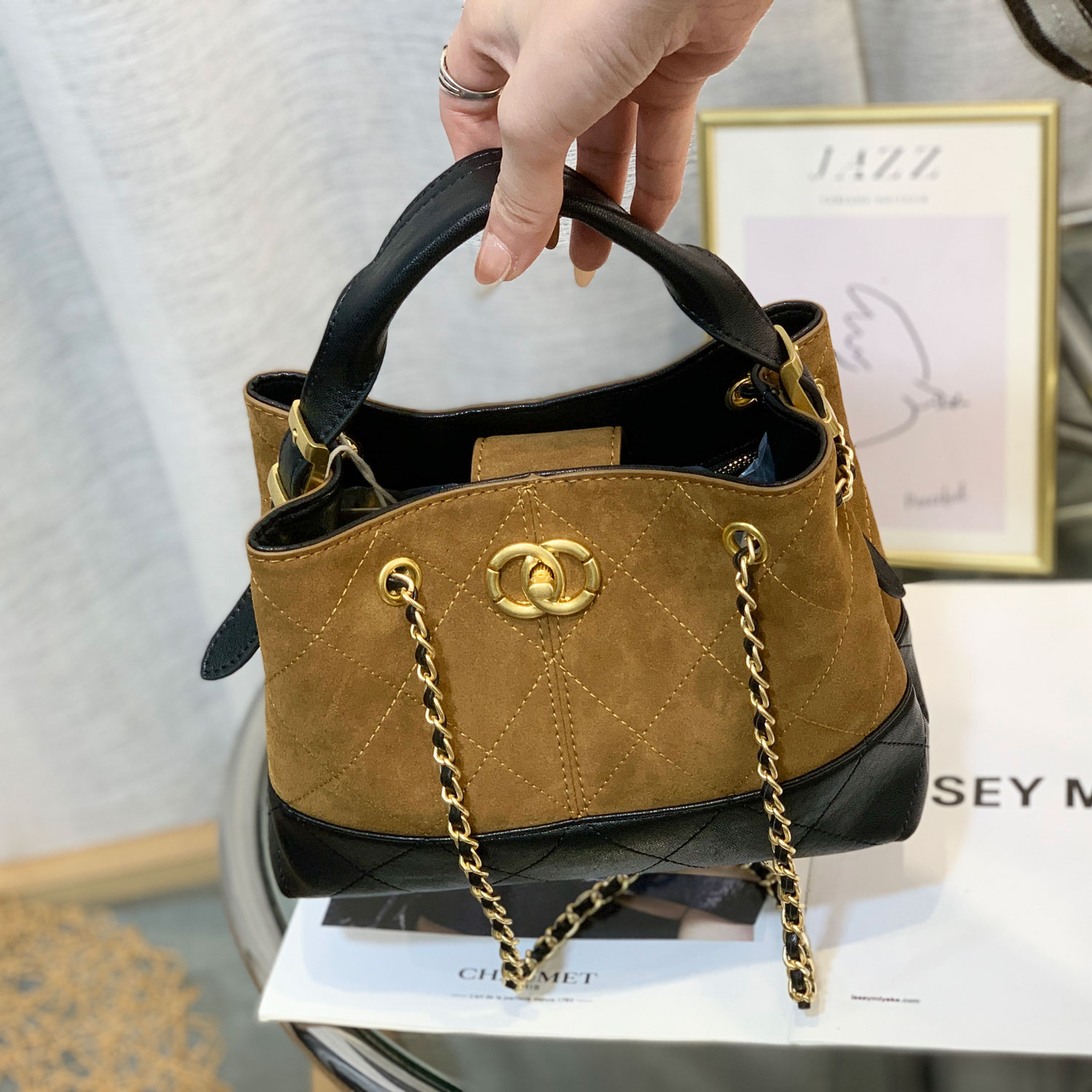 大菱格秋冬新款大容量女包链条欧美字母个性手提单肩挎包洋气潮包