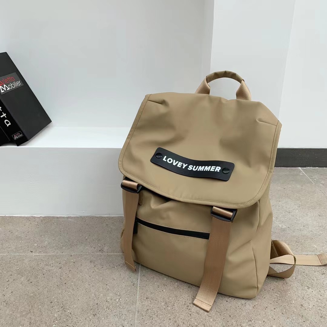 2025春新款潮牌翻盖双肩包港风休闲时尚大容量防水软皮pu旅游背包