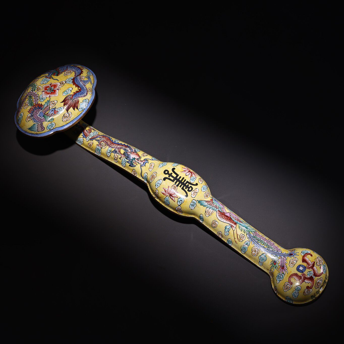 珍藏清代御用纯铜纯手工打造镶嵌宝石鎏金彩绘景泰蓝珐琅彩如意