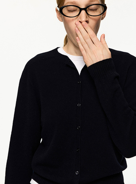 buy me a Friday 柔软全羊毛休闲日常单排扣宽松圆领薄开衫