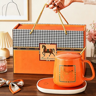 轻奢陶瓷马克杯带盖勺高级礼物烫金马图案家用礼品杯毛巾熊套装