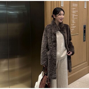 冬季新款韩国代购简约流行百搭舒适毛绒绒保暖中长款显瘦时尚外套