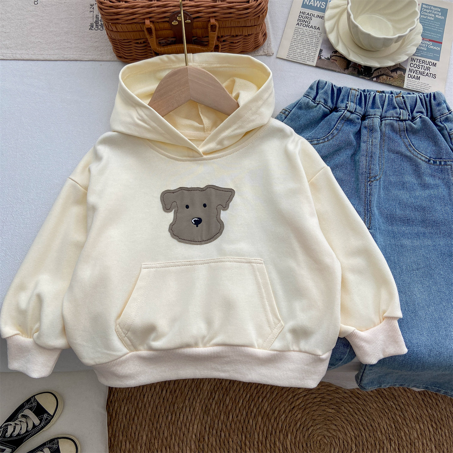 女童卫衣2026新款宝宝春秋季韩系洋气连帽上衣时尚休闲小狗帽衫潮