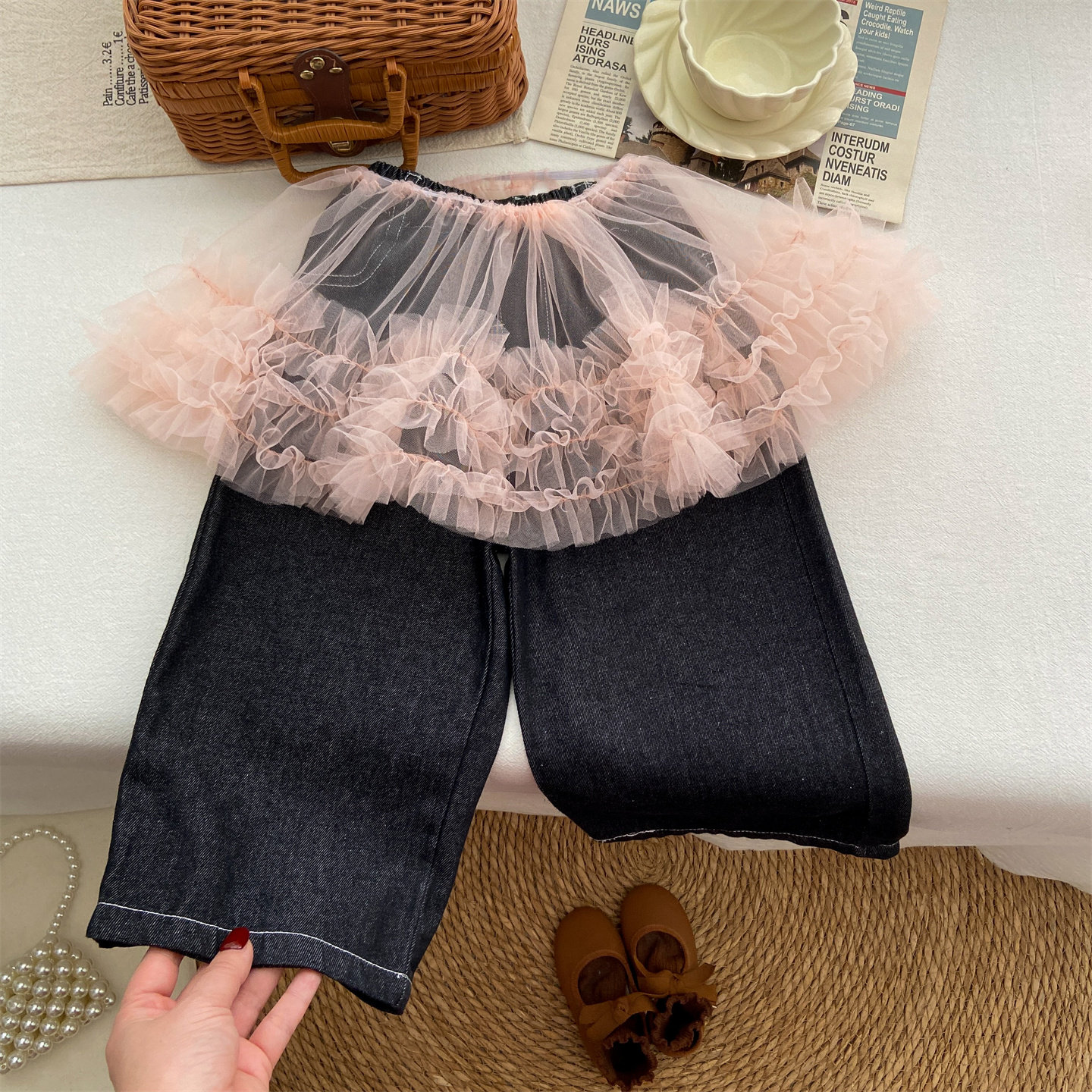 女童裤子春外穿宝宝韩系洋气春秋季新款时髦牛仔裤屁帘阔腿裤长裤