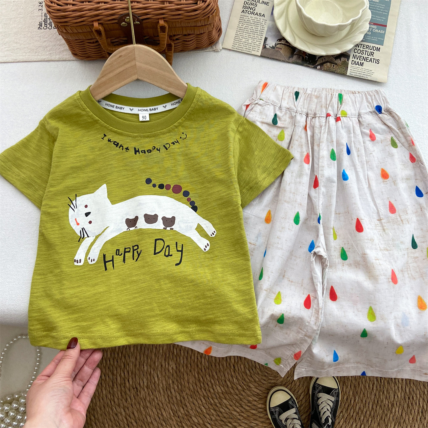 女童套装夏季2026新款宝宝韩版洋气半袖t恤短袖上衣八分裤阔腿裤