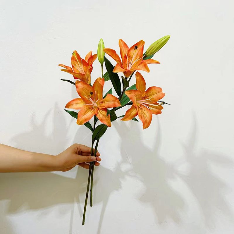 仿真手感百合花假花家居软装客厅餐桌摆放样板间婚庆装饰花瓶摆件